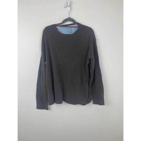 Old Navy Other - Old
Navy brand man pullover shirt size XL color gray